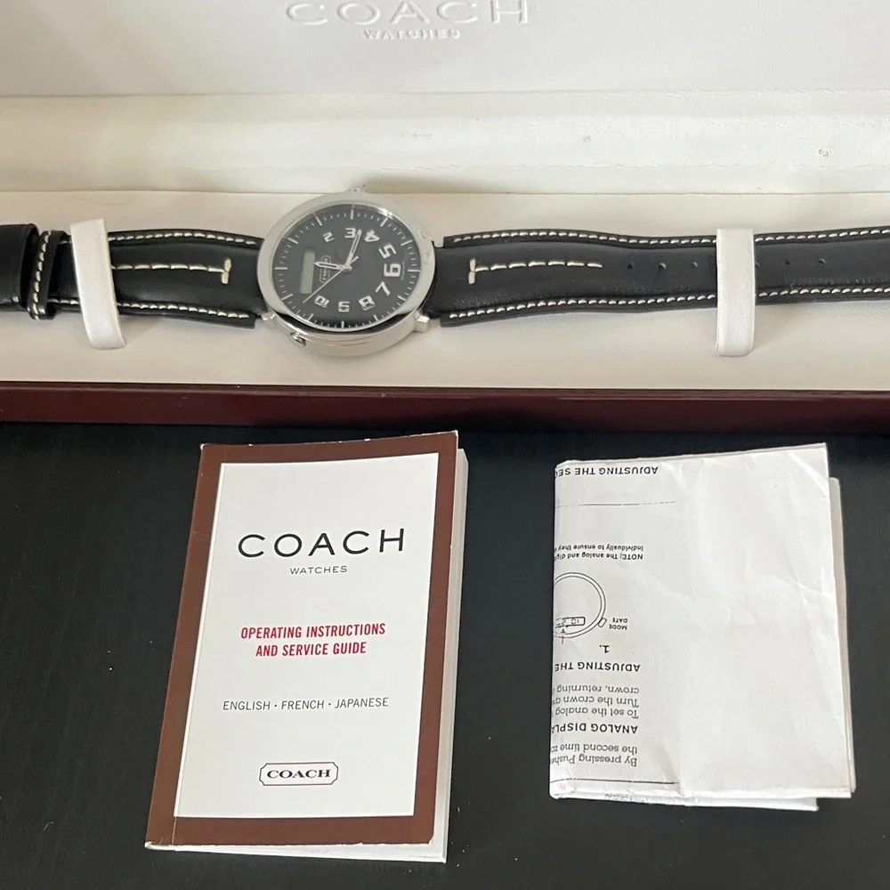Coach Men's Black Leather Strap Watch
Stainless steel transatlantic watch. - Picture 7 of 14